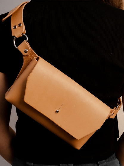 Stainless Natural 'The Crossbody' Bag