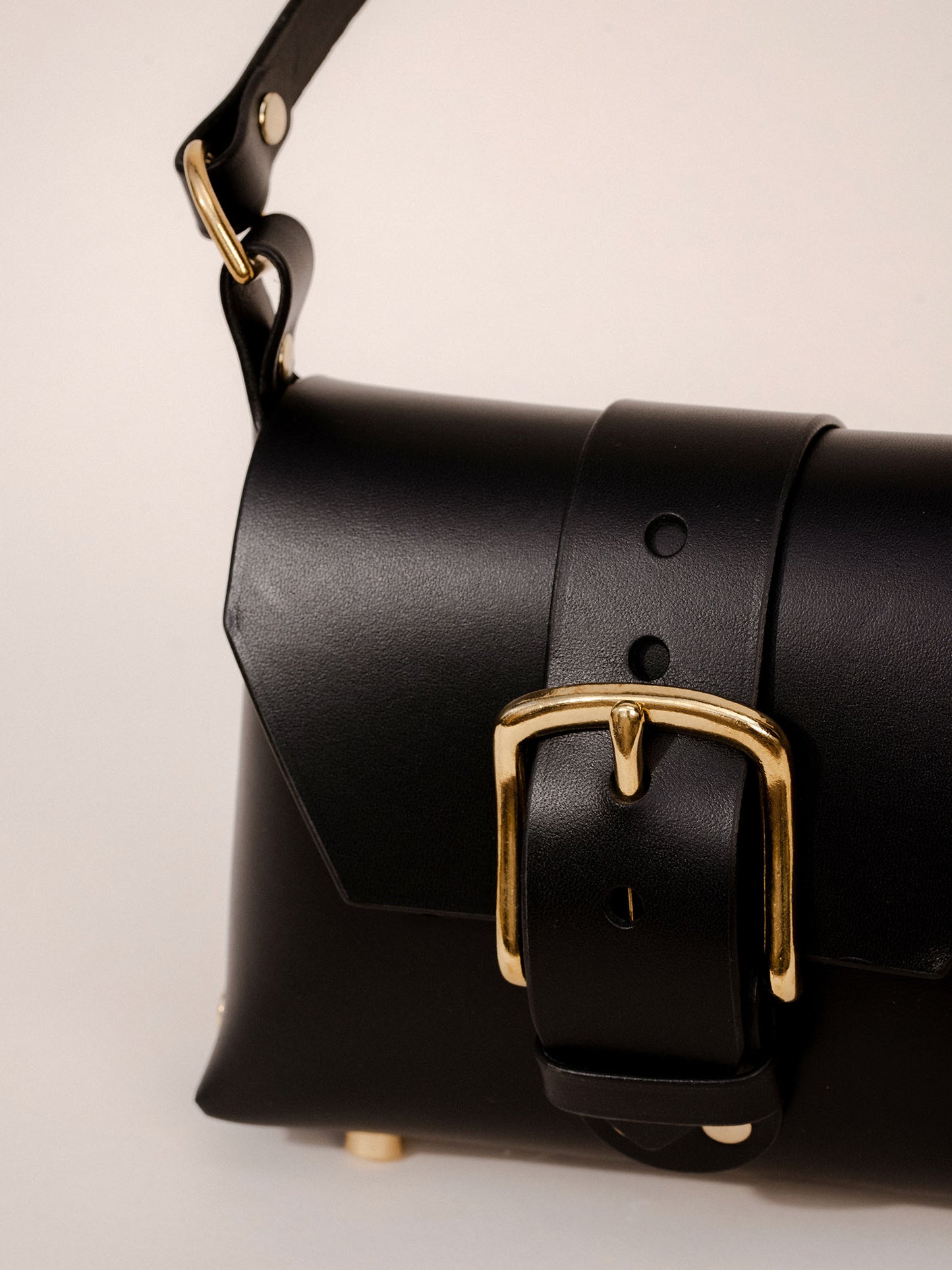 Brass Buckle 'The Hunter' Bag