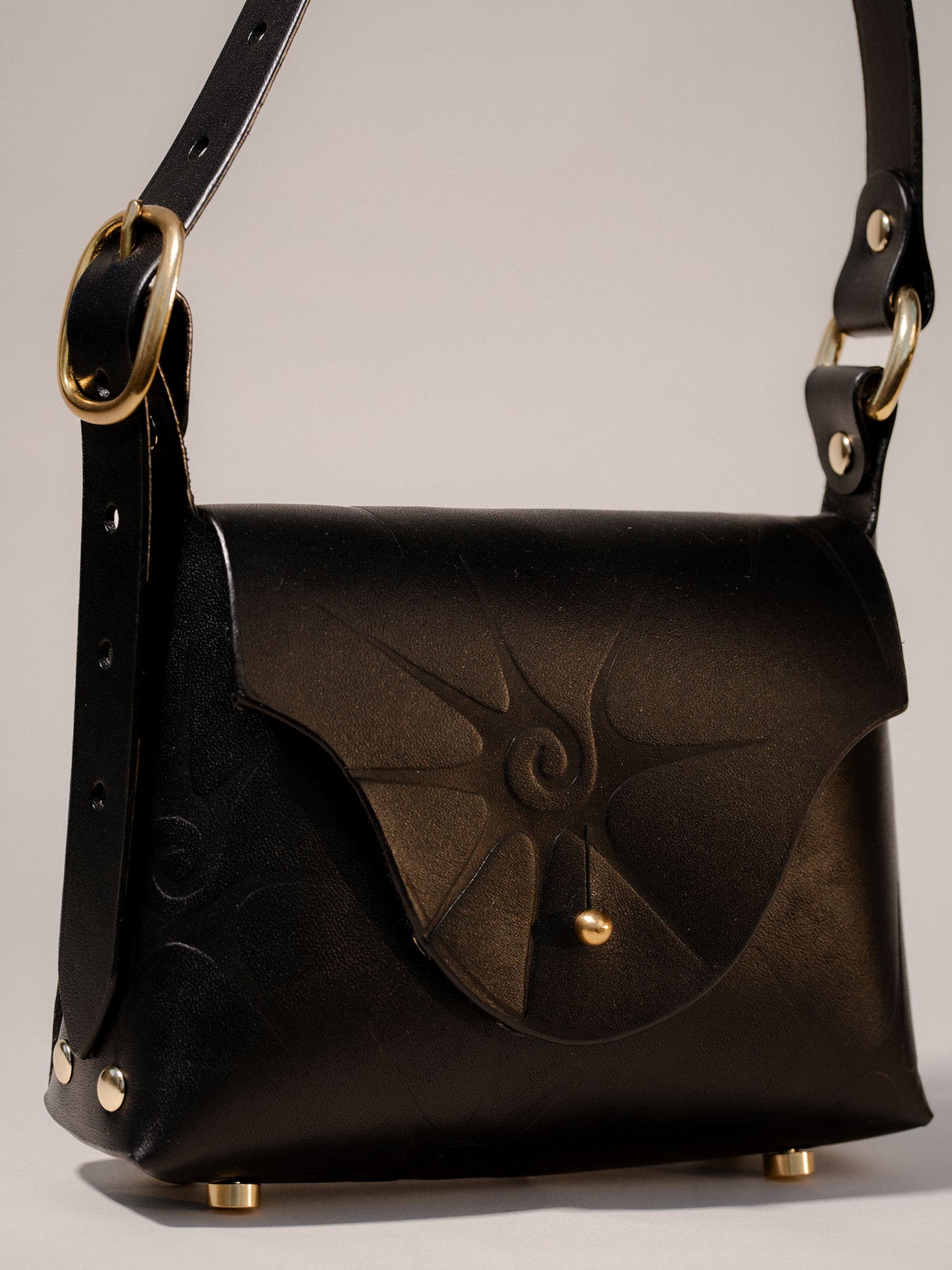 Brass Spiral 'The Hunter' Bag