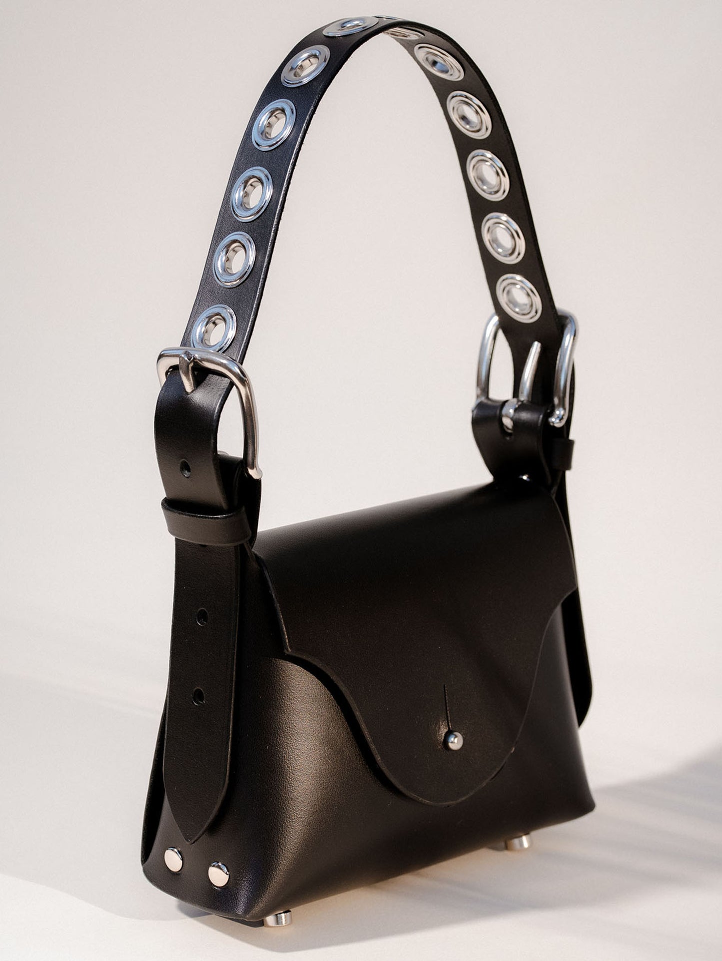 Stainless Close Grommet 'The Hunter' Bag