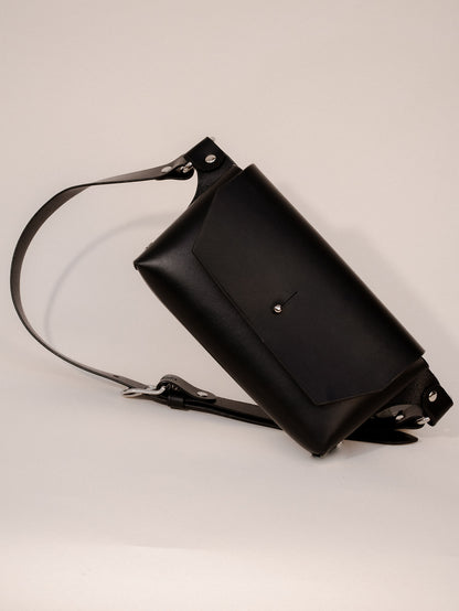 Stainless Black 'The Crossbody' Bag