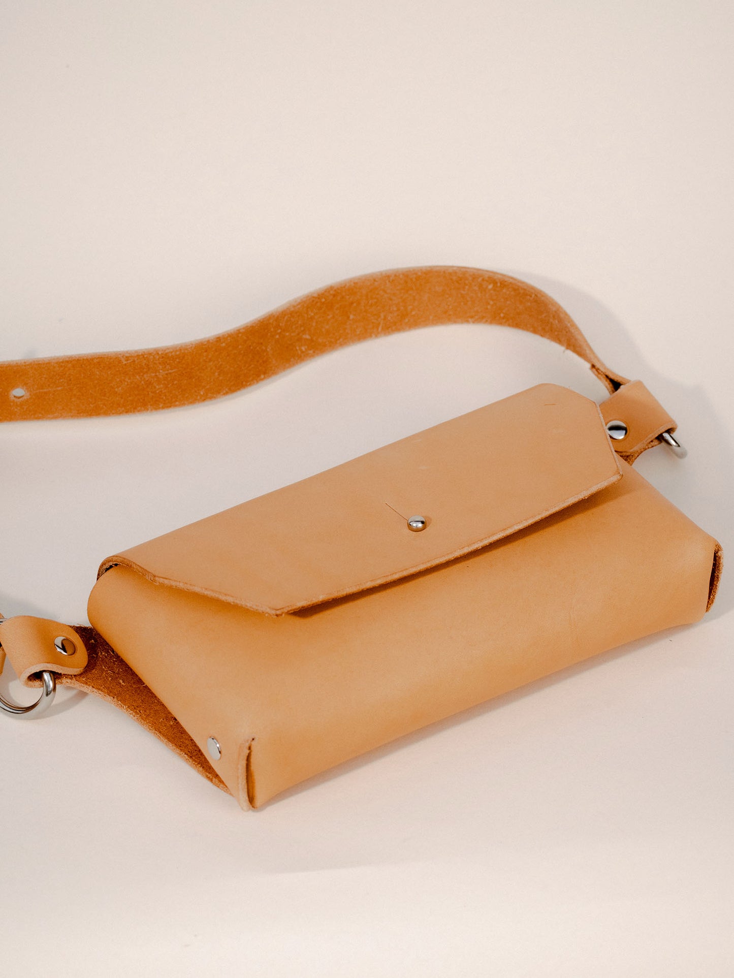 Stainless Natural 'The Crossbody' Bag