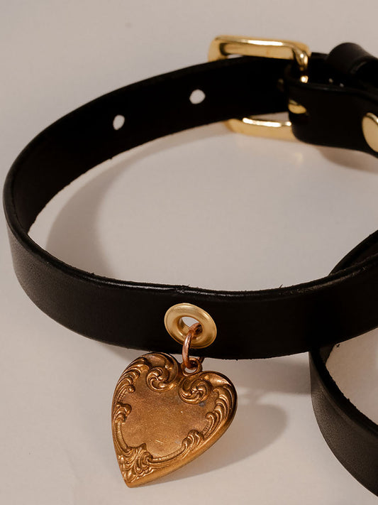 Baroque Heart Charm Collar